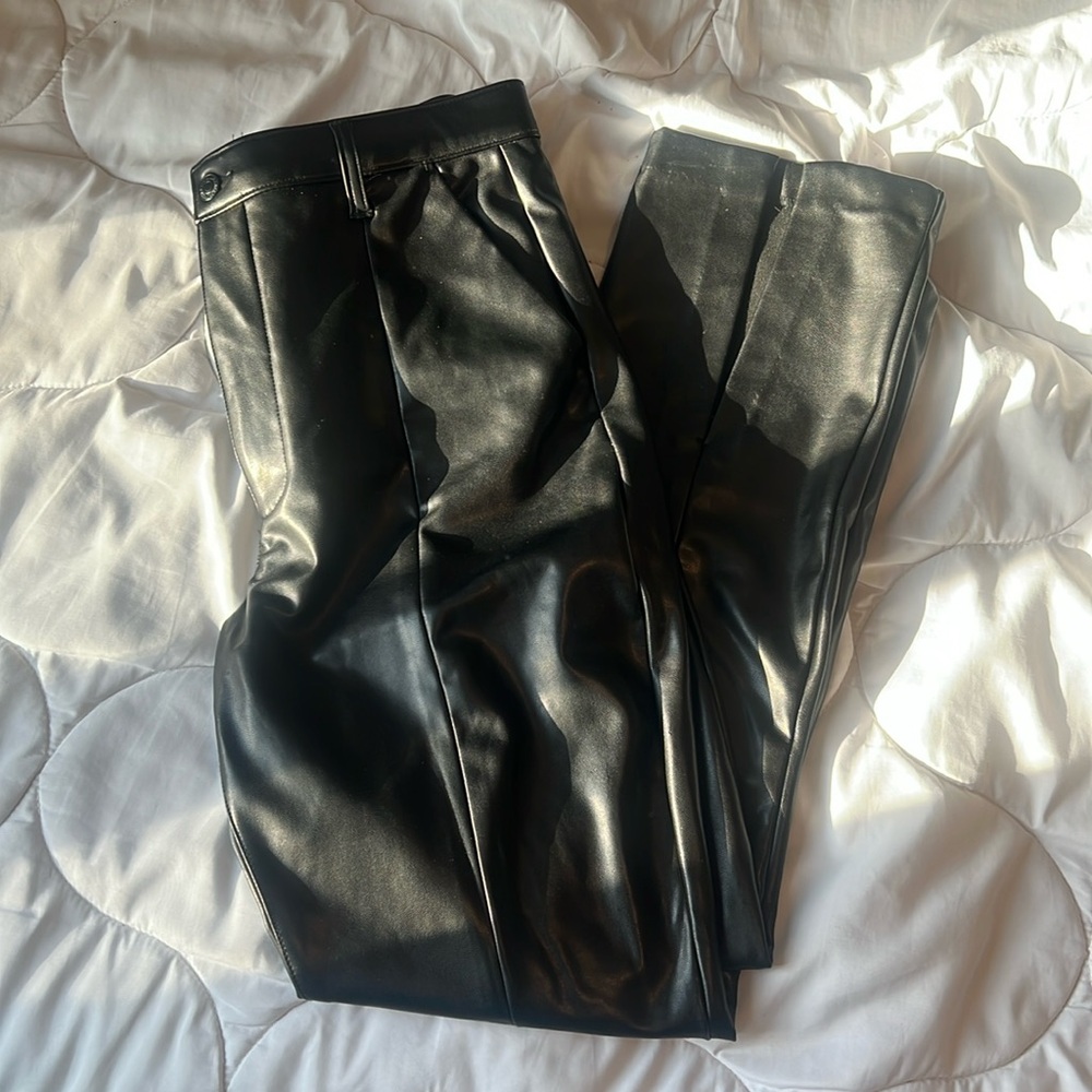 SOLD Abercrombie & Fitch The Shiny Ultra High Rise
